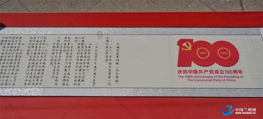 现在孩子天天抱着手机刷视频，打游戏，怎样才能让孩子戒掉手机？游戏画面